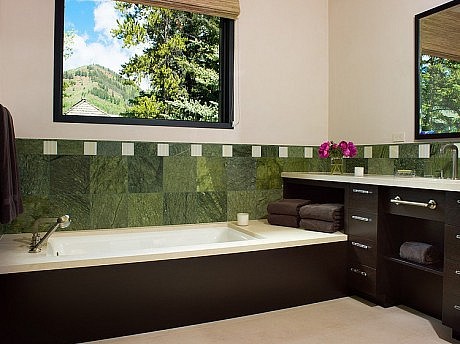 Vail River House by VAG Architects and Planners