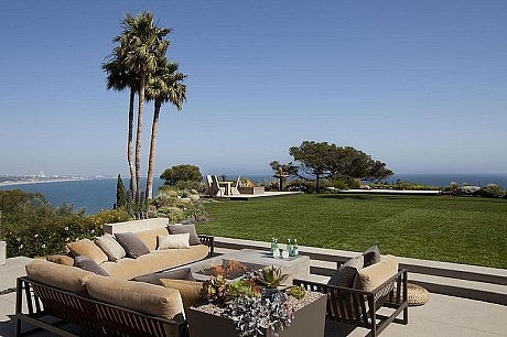Revello Residence by Shubin + Donaldson Architects