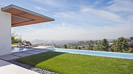 Trousdale Residence by Studio William Hefner