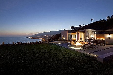 Revello Residence by Shubin + Donaldson Architects