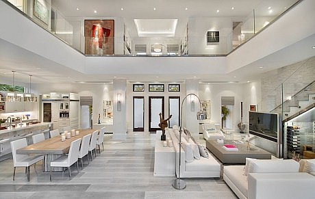 Coastal Home by MHK Architecture & Planning