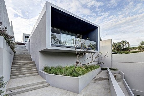 Casa LA by Elías Rizo Arquitectos