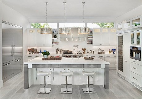 Coastal Home by MHK Architecture & Planning