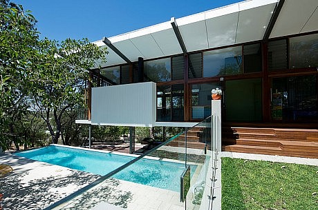 Mayfair Street House by Klopper & Davis Architects