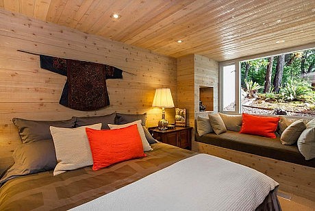 North Saanich Residence