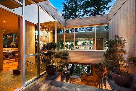 North Saanich Residence
