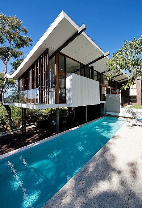 Mayfair Street House by Klopper & Davis Architects