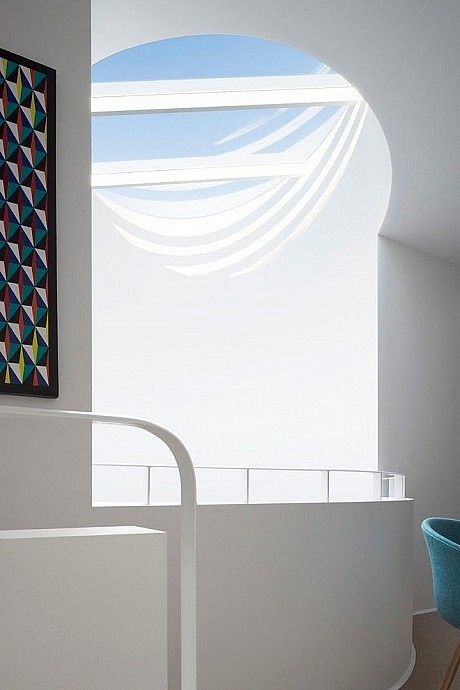 Sydney House by Decus Interiors