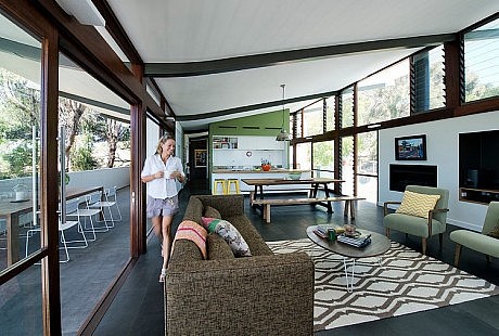 Mayfair Street House by Klopper & Davis Architects