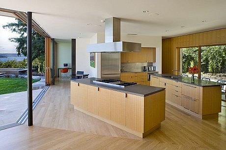 Cedar Park House by Peter Cohan