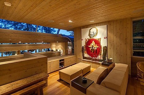 North Saanich Residence