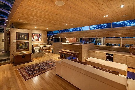North Saanich Residence