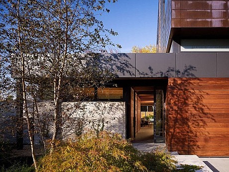 Orchard Willow Residence by Wheeler Kearns Architects