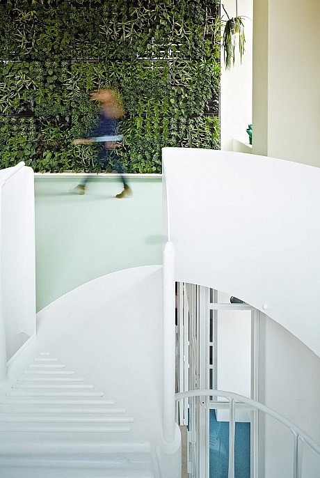 Roderick Vos Showroom by Roderick Vos