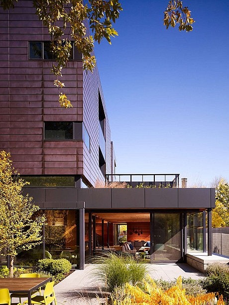 Orchard Willow Residence by Wheeler Kearns Architects