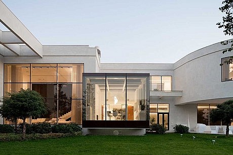 Agalarov Estate Villa by SL* Project