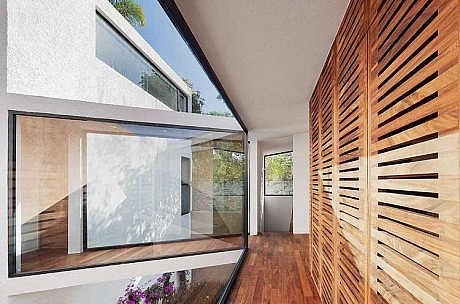 Casa Cardenas by ParqueHumano