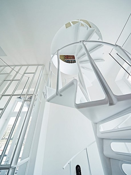 Roderick Vos Showroom by Roderick Vos