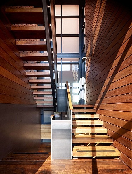 Orchard Willow Residence by Wheeler Kearns Architects