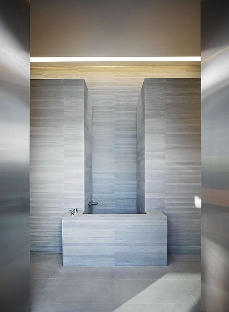 Orchard Willow Residence by Wheeler Kearns Architects
