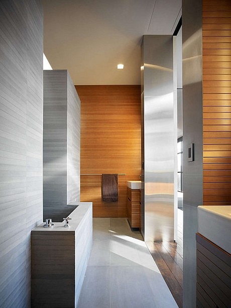 Orchard Willow Residence by Wheeler Kearns Architects