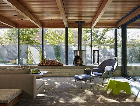 Orchard Willow Residence by Wheeler Kearns Architects