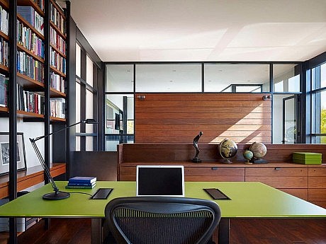 Orchard Willow Residence by Wheeler Kearns Architects
