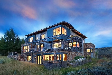 Contemporary Western by Hoyt / CTA Architects