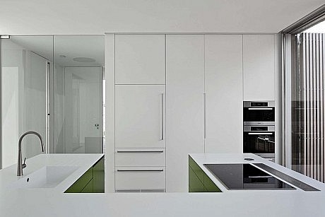Olive House by LOG-URBIS