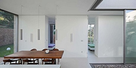Olive House by LOG-URBIS