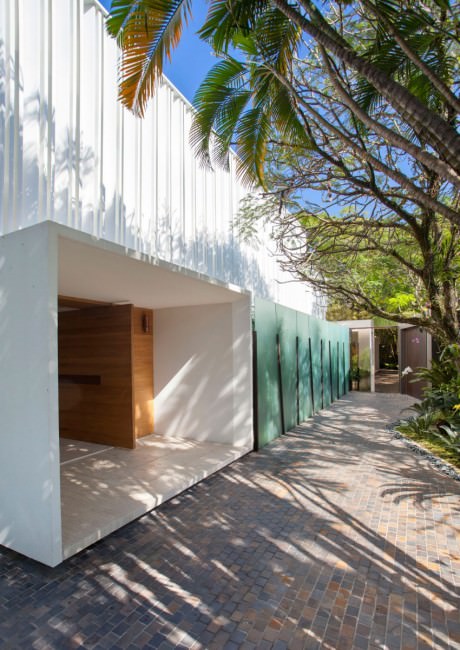 Brise House by Gisele Taranto Arquitetura - 18