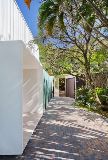 Brise House by Gisele Taranto Arquitetura - 16