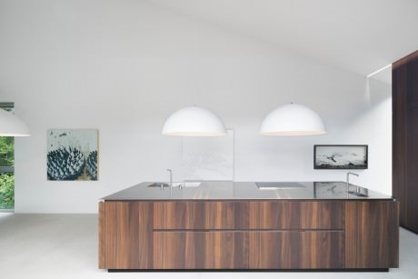Holy Cross House by Thomas Balaban Architecte - 3
