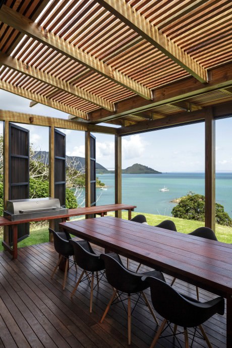Beach House by Herbst Architects - 5