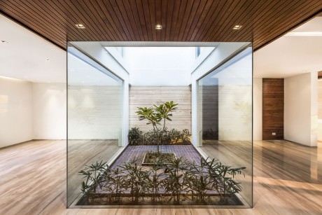 House 2413 by Charged Voids - 6
