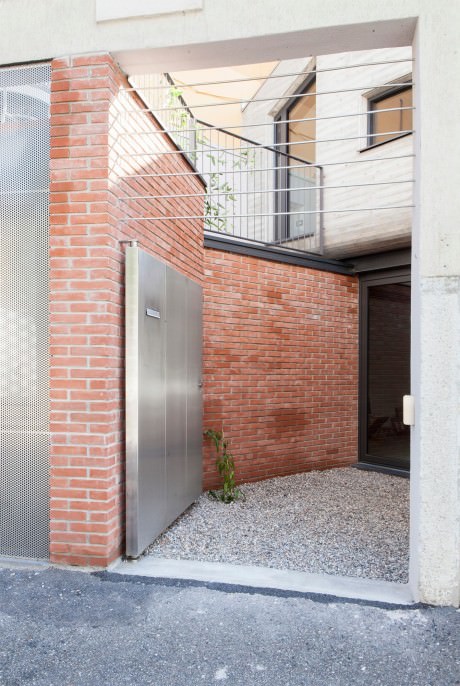 UV House by Oasi Architects - 6
