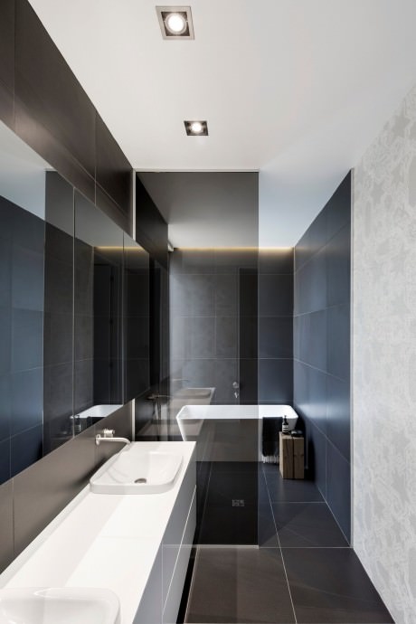 Holy Cross House by Thomas Balaban Architecte - 10