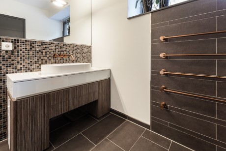 Modern House by ONE!CONTACT - 10