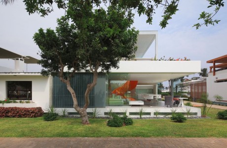 Casa Blanca by Martin Dulanto Sangalli - 4