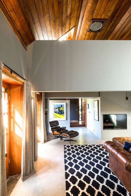 Tree House by Robert Nichol and Sons - 4