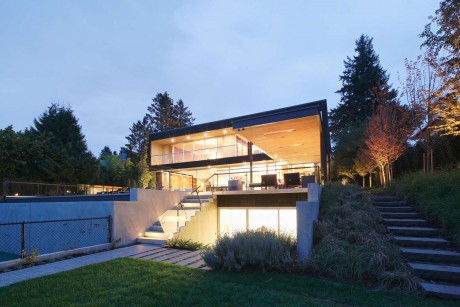 Point Grey Residence by Evoke - 13