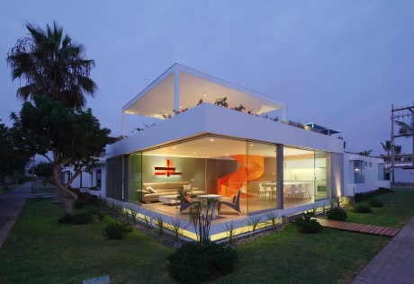 Casa Blanca by Martin Dulanto Sangalli - 16