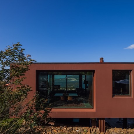 Casa de Seixas by Castro Calapez Arquitectos - 3