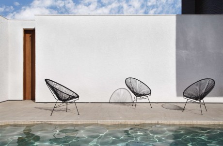FV House by Studio Guilherme Torres - 12
