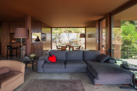 Casa de Seixas by Castro Calapez Arquitectos - 5