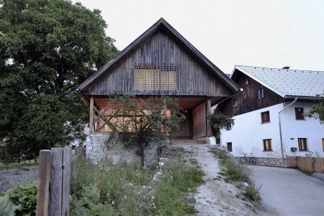 Alpine Barn by Ofis Arhitekti - 13