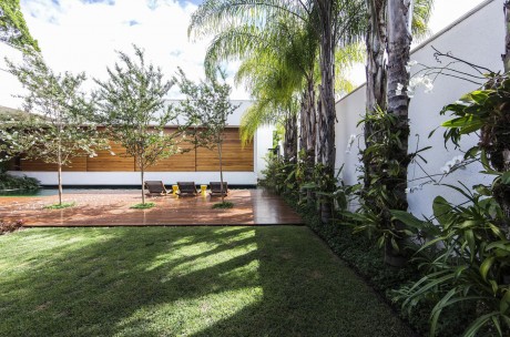 RMJ Residence by Felipe Bueno and Alexandre Bueno - 10