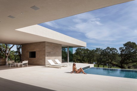 Vineyards Residence by Swatt | Miers Architects - 3