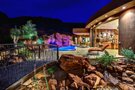 Kachina Cliffs House by McQuay Architects - 7