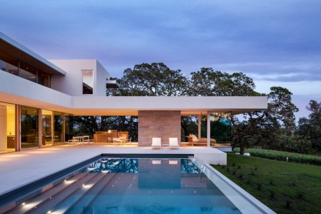 Vineyards Residence by Swatt | Miers Architects - 11